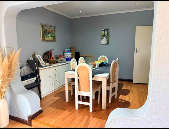 4 BEDROOM PROPERTY TO RENT IN GLEN MARAIS